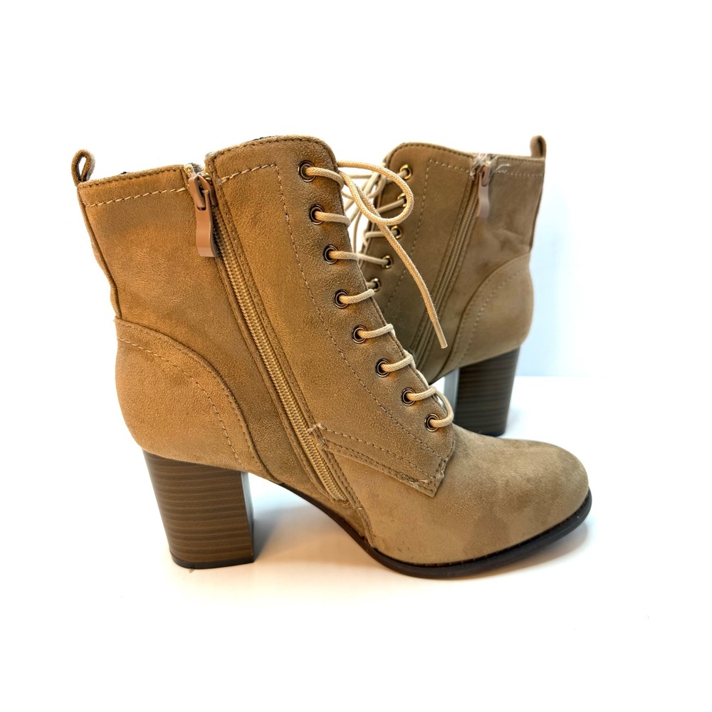 Journee Collection Womens Baylor Lace Up Stacked Heel Booties Taupe Size 8.5 NWT - Picture 4 of 6